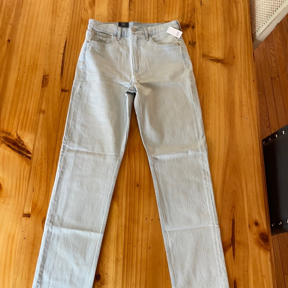 New with Tags! Gap “Sky-high straight jeans” brand new!